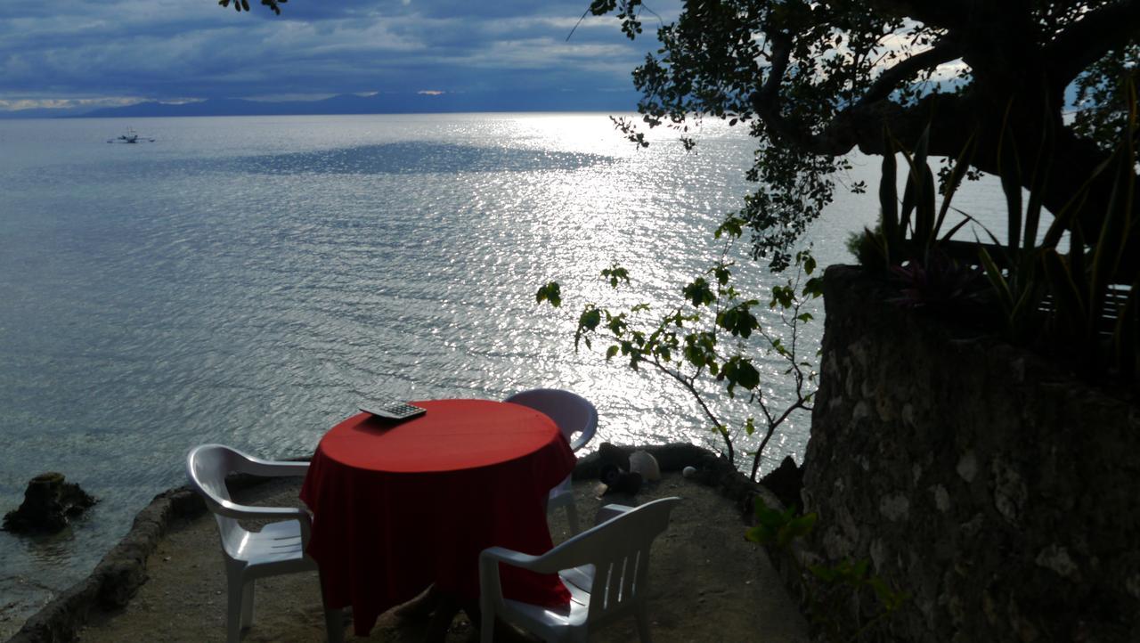 Moalboal T Breeze Coastal Resort Εξωτερικό φωτογραφία