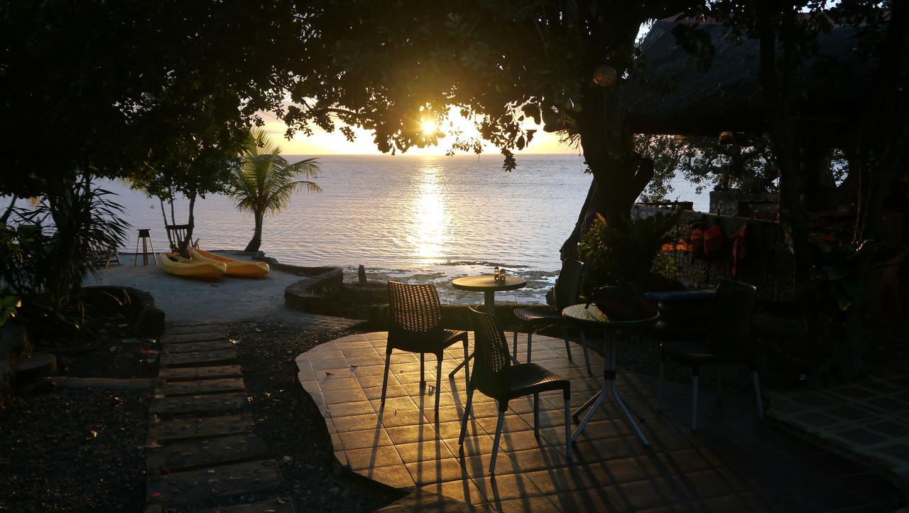 Moalboal T Breeze Coastal Resort Εξωτερικό φωτογραφία